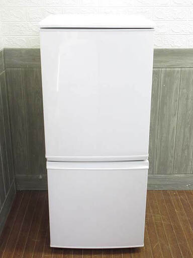 沸騰ブラドン ss2955 シャープ ノンフロン冷凍冷蔵庫 SJ-D14C-W 137L