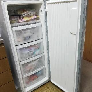 家庭用136L冷凍庫