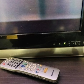 テレビ64インチ