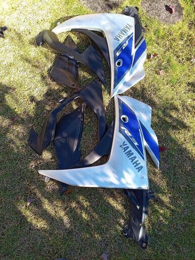 (商談中)YZFカウル　YAMAHA　ヤマハ　R25 R3 外装一式
