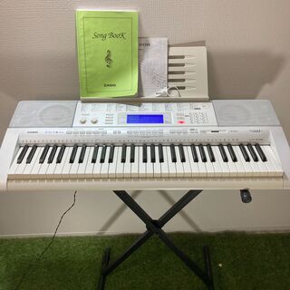 ★現状品 CASIO 光ナビゲーションキーボード 61鍵 LK-...