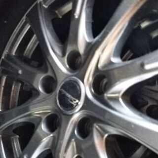 スタッドレス215/60R16