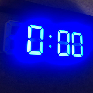 オシャレ LEDデジタル時計　