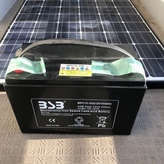 太陽光パネルパナソニック製240Wと100Aバッテリー 太陽光パネルパナソニック製240Wと100Aバッテリー