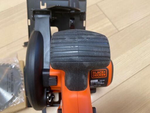【未使用】ブラックアンドデッカー　コードレス丸ノコ　18V　BDCCS18