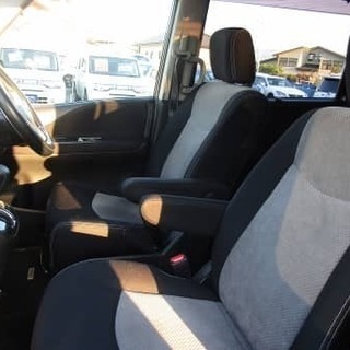 昔この車に乗ってよくみんなで夜の海を眺めに行きました 目的もなく走ることもたまには良いですよ オトロン甲府店 甲府のセレナの中古車 ジモティー