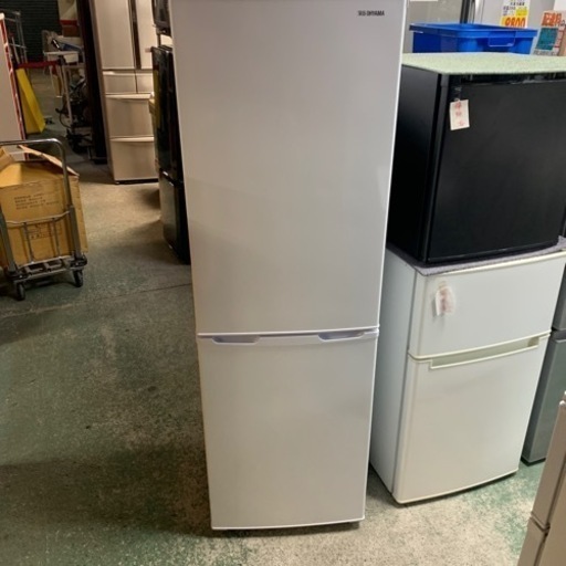 アイリスオーヤマ　冷凍冷蔵庫　162リットル　半年のみ使用