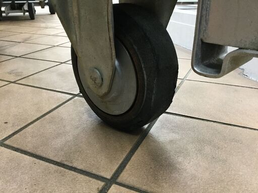 エコツール豊田インター店】キャスター付 メッシュパレット 1000×800