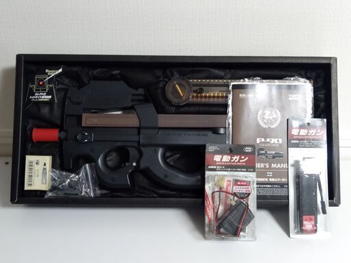 値下げ】東京マルイ P90 専用ドットサイト付き 東京マルイP-90+ ドット