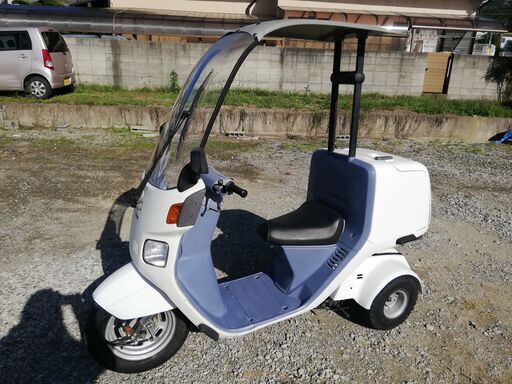 ホンダのジャイロキャノピー純正ワゴンタイプ。綺麗な車体です。