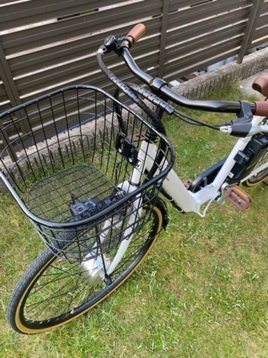 ほぼ新品。折りたたみ式の電動アシスト自転車！！