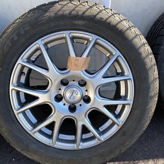 スタッドレスタイヤ『215/60 R17 96H』（状態良い）エスティマ、ミニバン、