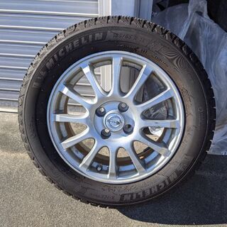 スタッドレスタイヤ　15インチ　アルミホイール4本セット