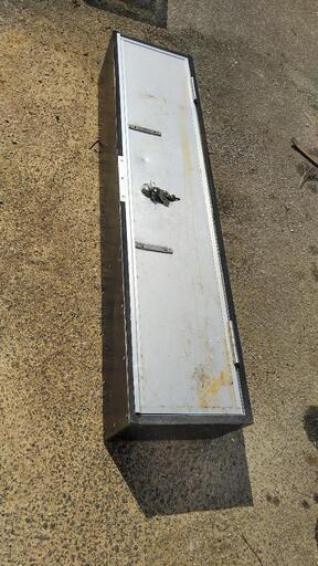 アルミボックス　工具箱　軽トラ