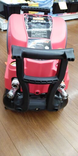 ハンズクラフト安佐北店】MAX エアーコンプレッサー AK-HL1250E2 美品