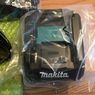 ★他サイト売却済★マキタ 40Vmax 急速充電器＋2.5Ahバッテリー2個＋充電器用互換アダプタ ☆他サイト売却済☆マキタ 40Vmax 急速充電器＋2.5Ahバッテリー2個