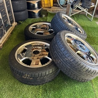 １８インチスタッドレスレスタイヤ