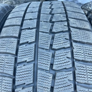 車のパーツ バリ山 ダンロップ 235/50R17 スタッドレス タイヤ 2014年製