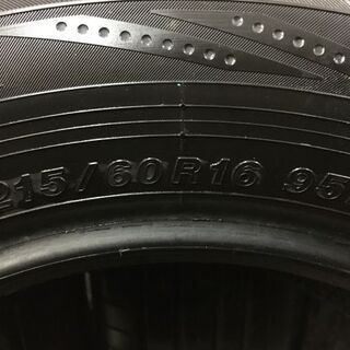 ヨコハマタイヤ□ブルーアースRV-02□215/60R16□2020年製□4本走行 