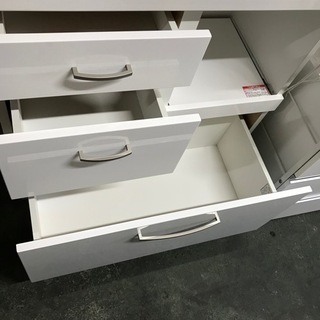 ?綺麗,激安,美品。ホワイト 食器棚&レンジ台?