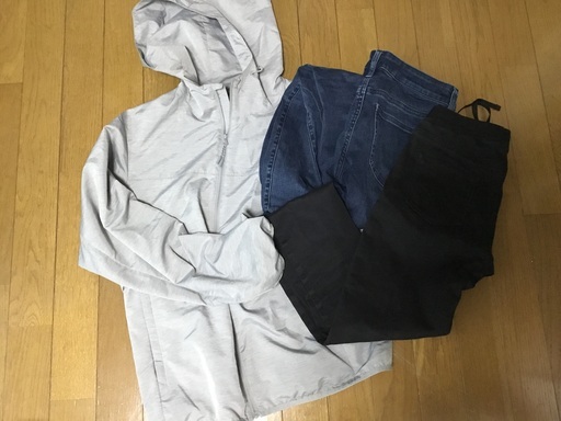 ユニクロスキニーパンツ2本ウィンドブレーカー1着 Sj 小平のパンツ レディース の中古 古着あげます 譲ります ジモティーで不用品の処分