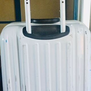 スーツケース（白）ESCAPE'S