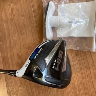 テーラーメイドSIM MAX ドライバー
