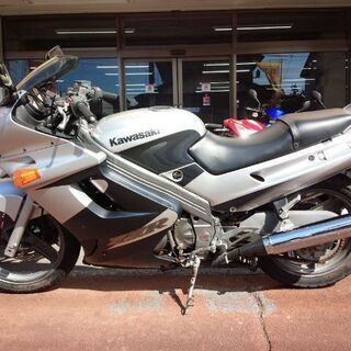 NO.3939 ZZR250 水冷4サイクル2気筒250ccエンジン