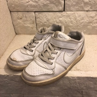 NIKEスニーカー　20センチ　中古