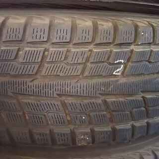 225/65R18スタッドレスタイヤ