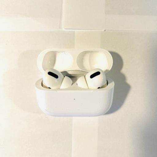 APPLE AirPods Pro ノイズキャンセリング MWP22J/A