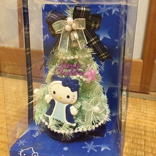未使用品　キティちゃんのミニクリスマスツリー