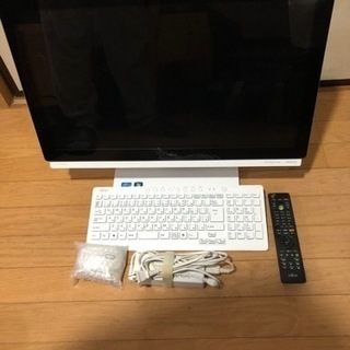 富士通デスクトップ一体型パソコン　決まりました