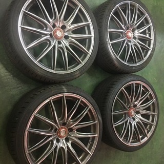 ロクサーニ　　19インチ　235/35 ZR19 91W