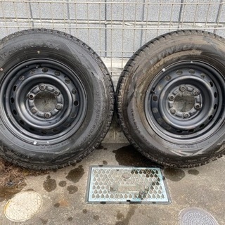 スタッドレス‼️ 溝10㍉‼️ ハイエース純正ホイール付‼️