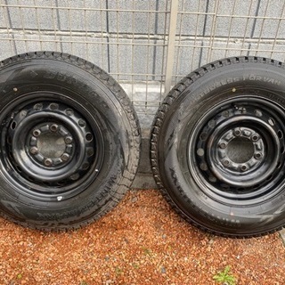 スタッドレス‼️ 溝10㍉‼️ ハイエース純正ホイール付‼️