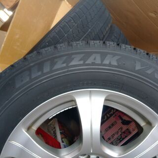 スタッドレスホイール4本セット 215/65R16 ブリザックVRX PCD114.3