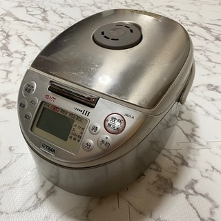 【ネット決済・配送可】タイガー魔法瓶  炊飯器　JKH-A100...