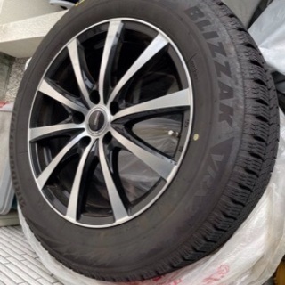 スタッドレスタイヤ（ホイール付、４本セット）