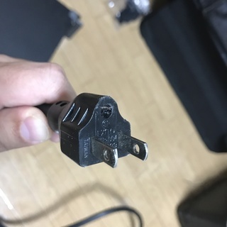 QSC PLX1202 ステレオパワーアンプ 320W/4Ω 音質良し