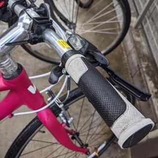 LIVのESCAPE R3 W　マットマゼンタ　XSサイズ　2019モデル