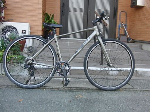 山形市天童市寒河江市東根市　クロスバイク　7段変速　700　フレームはアルミ　自転車整備士が整備