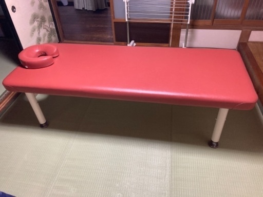高さ調整できるタカダ整体ベット