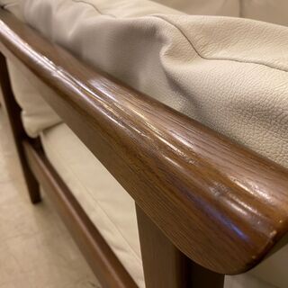 『オシャレな家具を探すならオトワリバース！』KEYUCA ケユカ ソファ 本革 フェザー 3.0P 3人掛け ホワイト オットマン付き 木枠ソファ 参考価格：269,500円 中古品