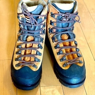 【大人気】zamberlan（ザンバラン ）オールシーズン登山靴...