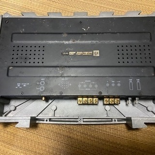 サブウーファー　2chアンプ