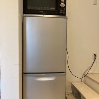 洗濯機とオーブン付電子レンジ