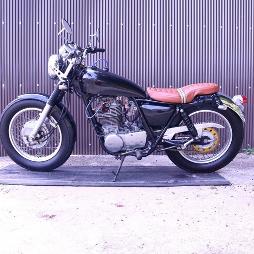 YAMAHA SR400 福岡