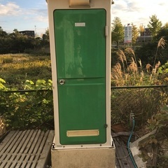 【洗浄済み】仮設トイレ（水洗式）、軽いので楽に搬入出来ます。