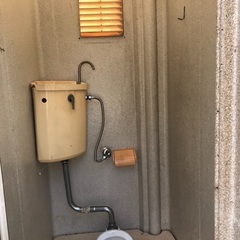 【洗浄済み】仮設トイレ（水洗式）、軽いので楽に搬入出来ます。